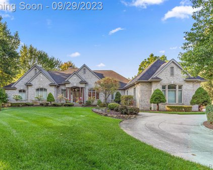 2698 DEAN, Washington Twp
