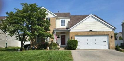 1614 Hunter Drive, Shorewood