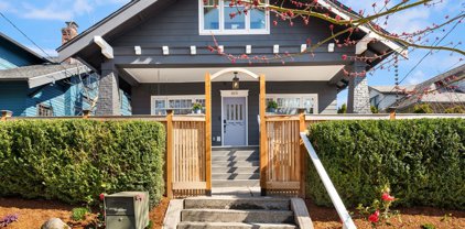 3218 34th Avenue S, Seattle