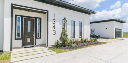 1343 County Road 21, Damon