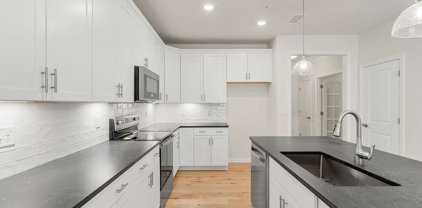 401 Emery Lane Unit 103, Sudbury