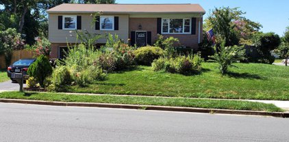4950 Klein Ct, Woodbridge