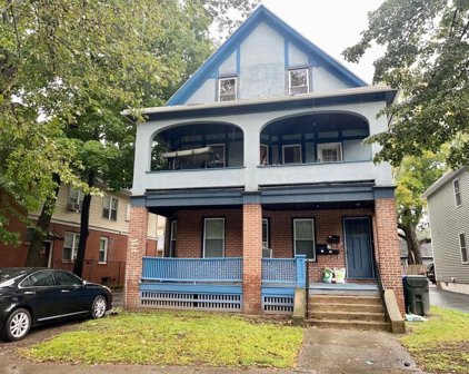 824 Sumner Ave, Springfield