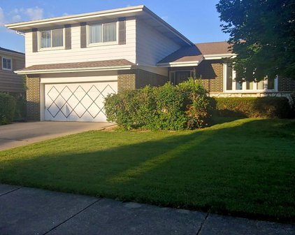 2407 S Embers Lane, Arlington Heights