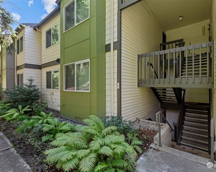 31500 33rd Place SW Unit #H203, Federal Way