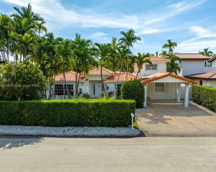 250 Greenwood Drive, Key Biscayne