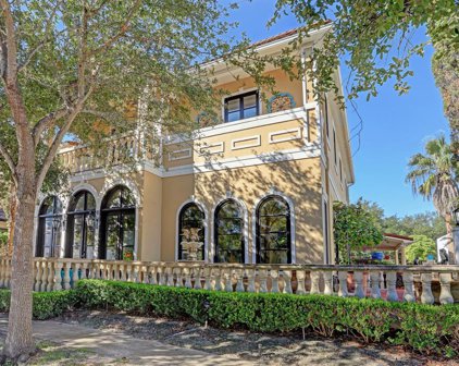 509 Harborside Way, Kemah