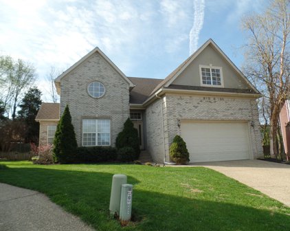8418 Biggin Hill Ln, Jeffersontown