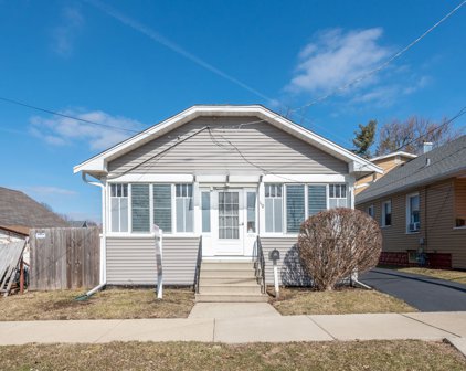 112 Evans Avenue, Aurora