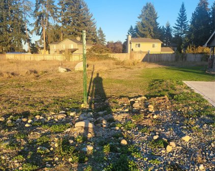 943 945 198th Street Ct E, Spanaway