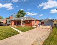3905 NORBERT, Warren image
