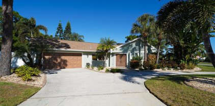 2860 Fox Wood Court, Clearwater