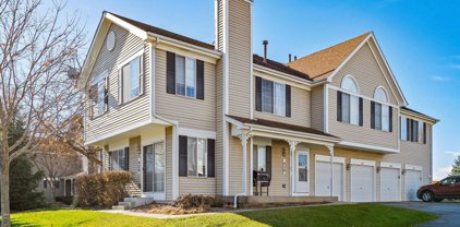 420 Sandhurst Lane, South Elgin