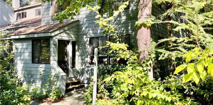 107 Woodside Circle, Torrington