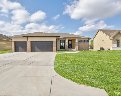 1226 W Lakeway Ct, Andover