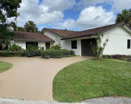 6205 Jacaranda Cir, Tamarac