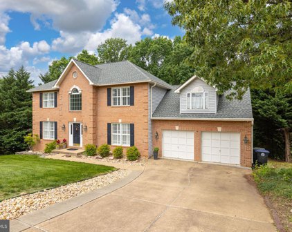 106 Huntington Hills Ln, Fredericksburg