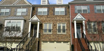 1005 Manchester Way Unit 1005, Roswell
