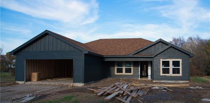 211 S Dalton Drive, Lone Jack