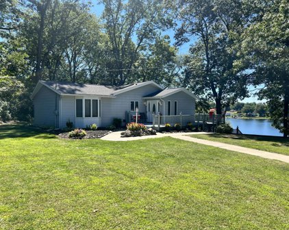 363 Lilac Lane, Dowling