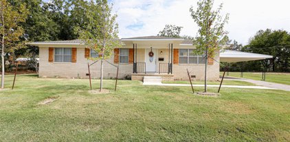 521 W 10th, Sulphur