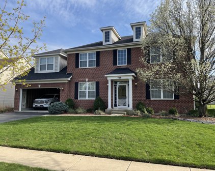 716 Versailles Parkway, Oswego