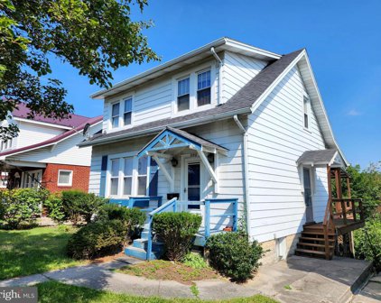406 Warwick Ave, Cumberland