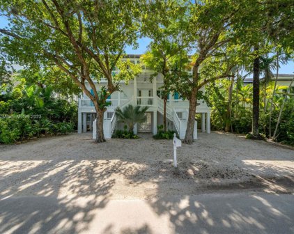 265 Hampton Ln, Key Biscayne