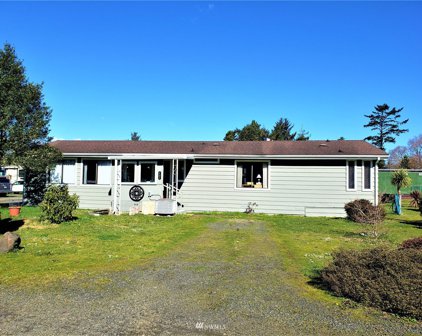 1845 S Montesano Street Unit #401, Westport