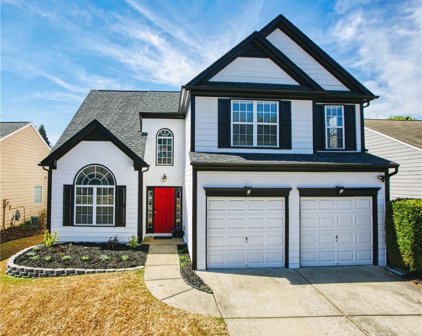 1190 Winthrope Chase Drive, Alpharetta