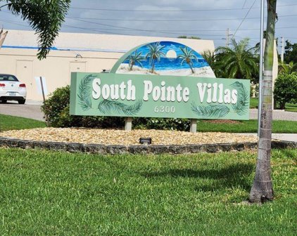 6300 S Pointe Boulevard Unit 438, Fort Myers