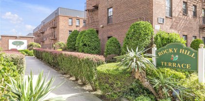 215-37 48th Avenue Unit #2D, Bayside
