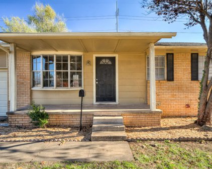 2204 Marshall Drive, Edmond
