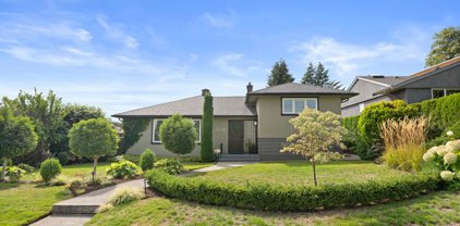 834 William Street, New Westminster