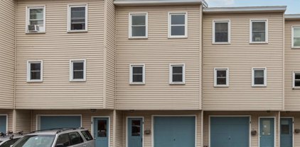 232 Manhattan Drive Unit #5, Burlington