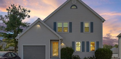 6 Poultens Green Way, Chelmsford