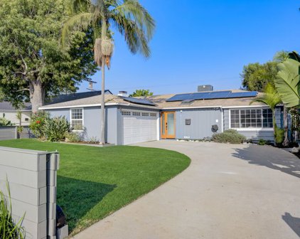 8212  Belford Ave, Los Angeles