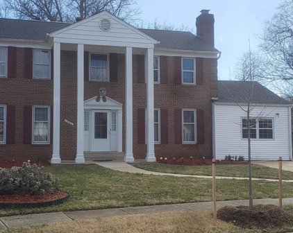 12902 Sutters Ln, Bowie