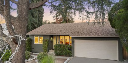 10316 Newhome Avenue, Sunland