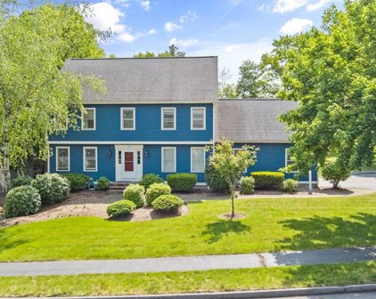 11 Camelot Dr, Shrewsbury