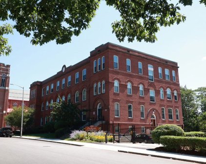 63 Illinois St Unit 305, Worcester
