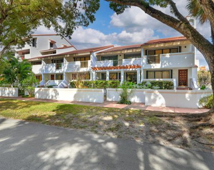 2600 Cardena St Unit #8, Coral Gables