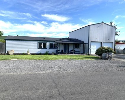 22203 E Sandstone DR, Benton City
