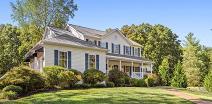 9732 Routts Hill Rd, Warrenton