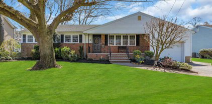 812 Fay Court, Point Pleasant