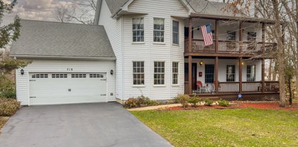 718 Nordic Court, Batavia