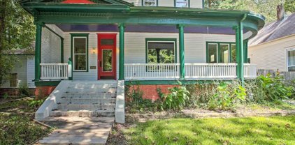 236 CEDAR, Hot Springs