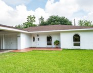 1124 E E 13th Street, Deer Park image