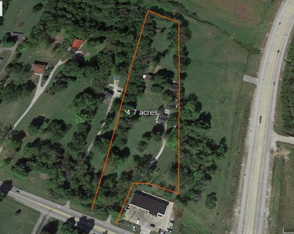 2251 E Shelbyville Rd, Shelbyville