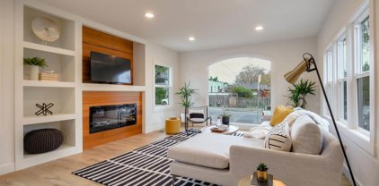 1419 Derby St, Berkeley
